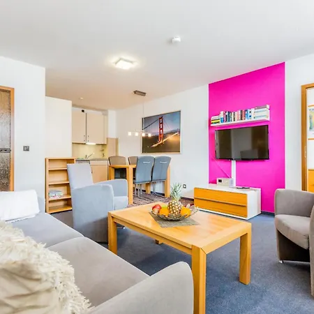 Residenz Meeresbrandung 47, 3-raum Whg. Mit Loggia Zum Norden,3 X Tv, Schwimmbad, Sauna, Pkw-stellplatz ,wlan ! * كوكسهافن